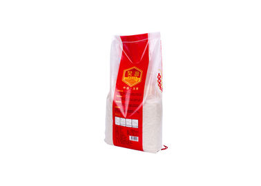 中国 適用範囲が広いプラスチック米 Packging は漏出穴が付いている Bopp のラミネーションの PP によって編まれる袋を袋に入れます サプライヤー