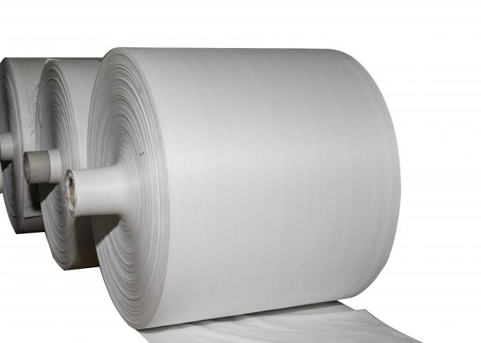 印刷されたリサイクルされた PP によって編まれる生地の高い引張強さは抵抗力がある 30 - 80 の cm の幅を引き裂きます